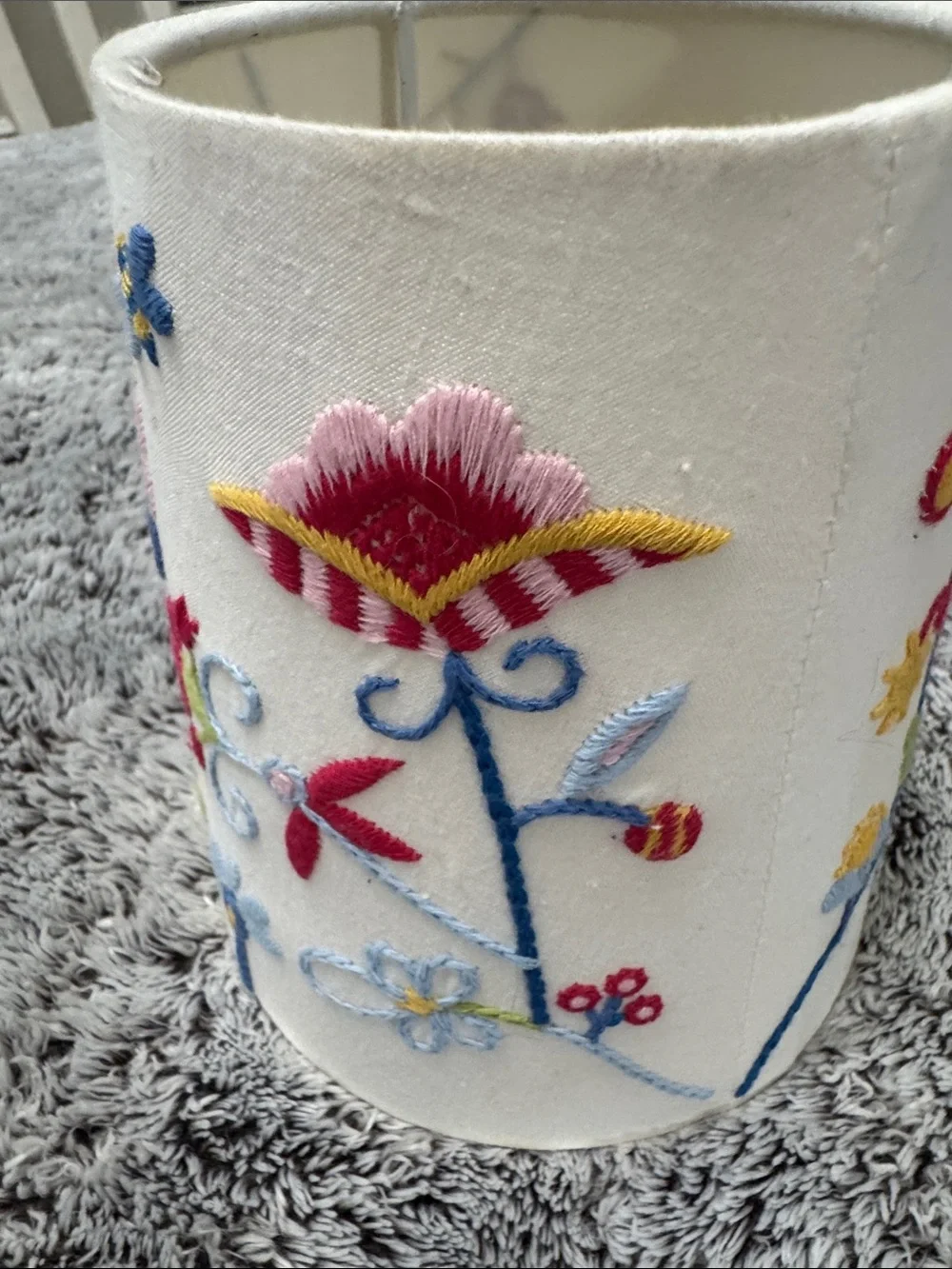 IKEA Alfhild Fägel White Embroidered Folk Art Lampshade Floral Bird 6” Height